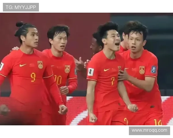 国足冬训展现新气象多名新人崭露头角全力备战即将到来世预赛大考 国足冬训展现新气象多名新人崭露头角全力备战即将到来世预赛大考